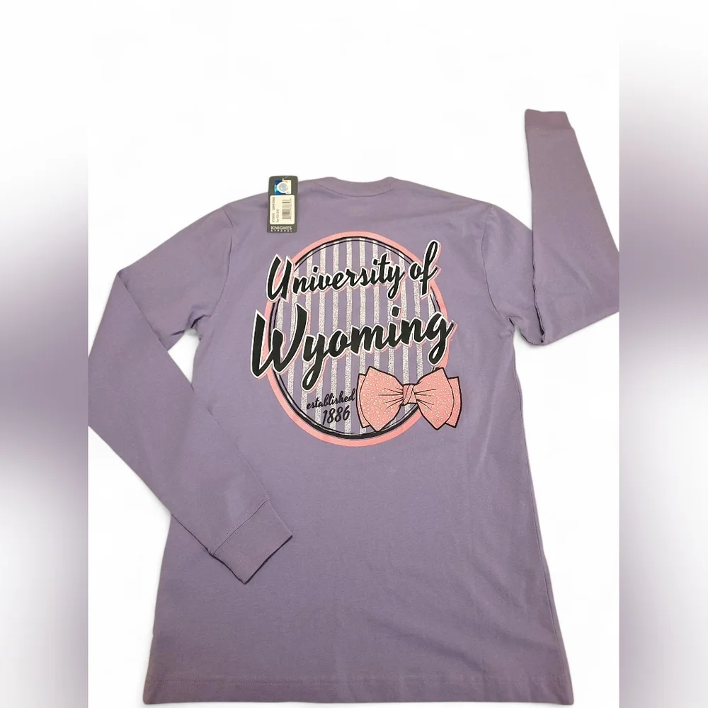 University of Wyoming Cowboys Long Sleeve T-Shirt Womens Small Purple NWT